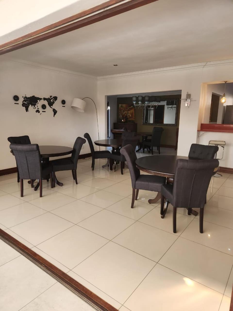 17 On Buffalo Johannesburg Exterior foto
